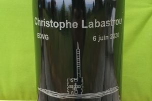 Bouteille grav&eacute;e pour cadeau personnalis&eacute;