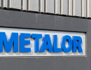 Gravure de logo pour devanture d'entreprise
