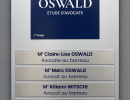 Panneau d'information avec gravure pour devanture de b&acirc;timent