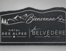 R&eacute;alisation en gravure pour plaque d'entr&eacute;e d'h&ocirc;tel 